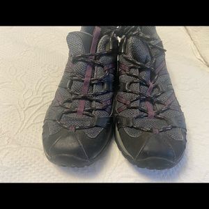 Merrell hiking shoes 8W